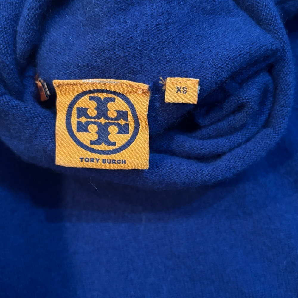 Tory Burch 100% Cashmere Oversized Dolman Turtleneck Sweater – Saphire Blue - Picture 6 of 11